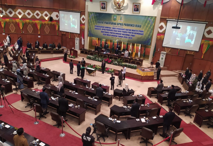 Mardianto Manan dan Zulkifli Indra Resmi Dilantik Sebagai Anggota DPRD Riau
