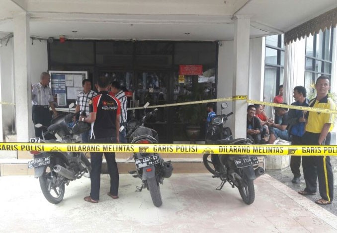 Bank Riau Kepri dan Bank BNI 46 Tembilahan Dimolotov OTK