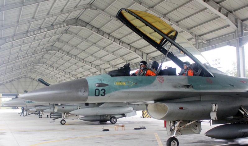Operasi Tangkis Guntur 17 Berakhir, Lima Jet Tempur F-16 Lanud RsN Kembali ke Pekanbaru