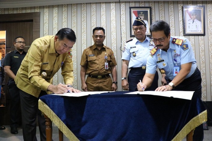 Pemko dan Imigrasi Teken Kerjasama, Urus Paspor Bisa di MPP Pekanbaru