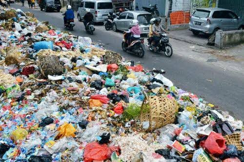 DPRD Terus Desak Pengelolaan Sampah Pekanbaru Dilakukan Swakelola