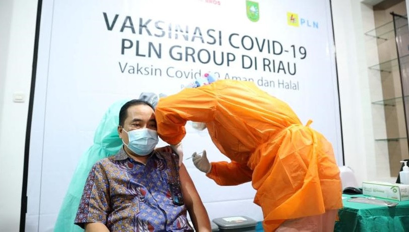 Seluruh Karyawan PLN di Riau Disuntik Vaksin Covid-19