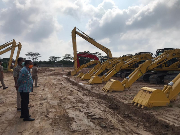 Jika Dibutuhkan, Satgas Darat Karhutla Bisa Pakai 12 Ekskavator Pemprov Riau