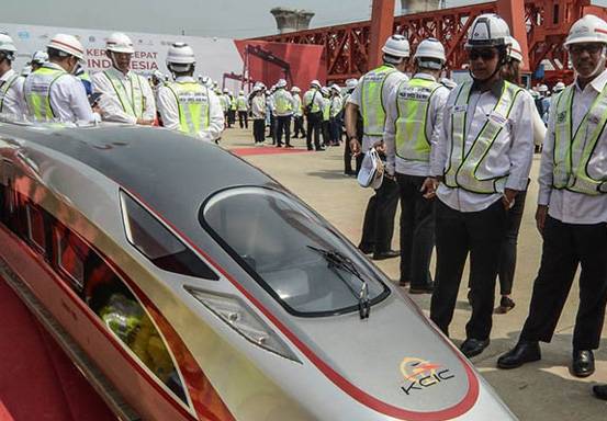APBN jadi Jaminan Proyek Kereta Cepat, Piter Abdullah: Jangan Mau Didikte China!