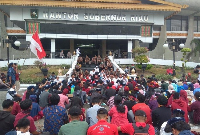 Ditemui Wagubri, Mahasiswa Sampaikan 6 Tuntutan ke Pemprov dan Polda Riau