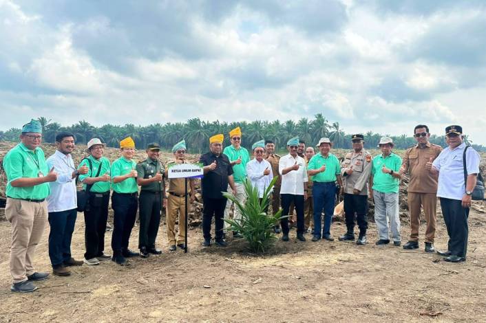 Genjot Produktivitas Sawit, Pemerintah Kebut Program PSR Kemitraan di Riau