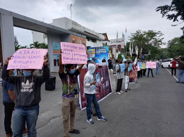 Mahasiswa Minta Periksa Gubernur Syamsuar, Ini Kata Kejati Riau