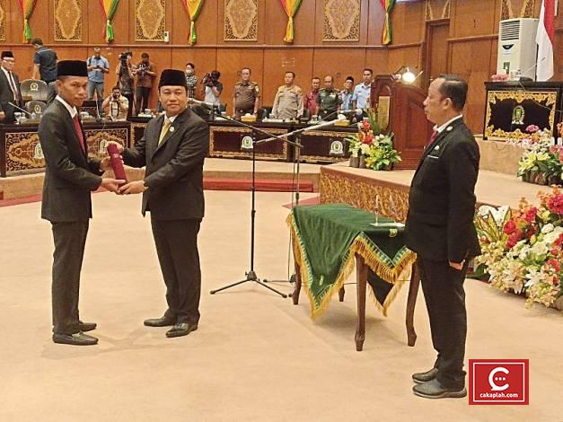 Andi Darma Taufik Resmi Gantikan Almarhum James Pasaribu di DPRD Riau