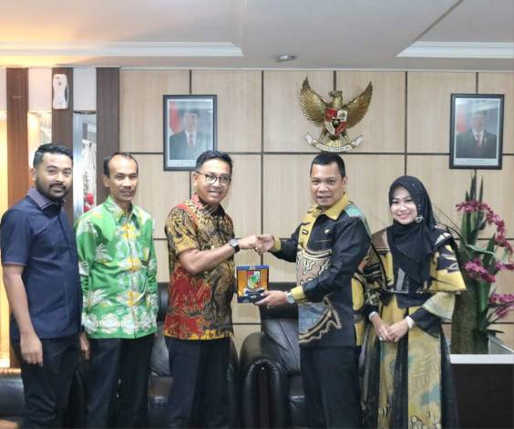 Langsung Diterima Pj Walikota, Bupati Solok Selatan Puji Pelayanan MPP Pekanbaru