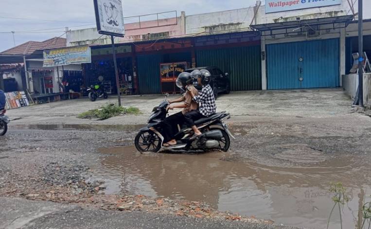 Dapat Bantuan dari Pemprov Riau, Lima Ruas Jalan di Pekanbaru Dioverlay Tahun Ini