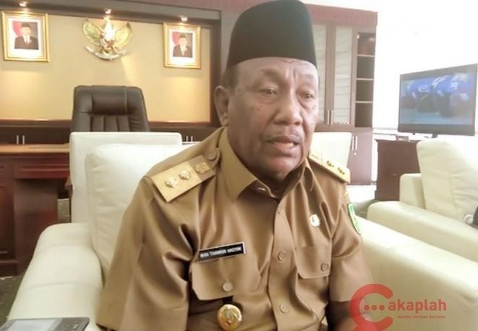 Terakhir Jabat Gubernur Riau, Wan Thamrin Kemas-kemas Barang dari Rumah Dinas