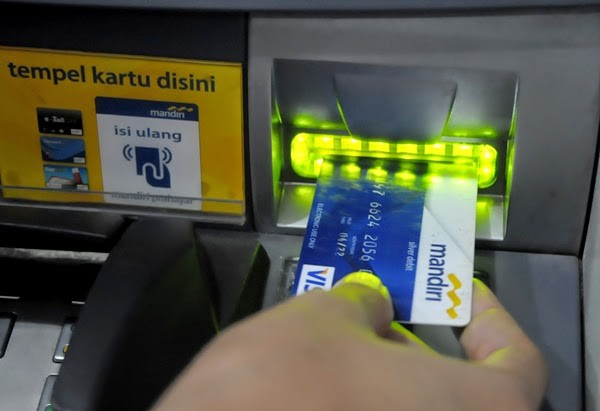 ATM Terganjal, Warga Pekanbaru Kehilangan Uang Rp10 Juta