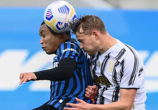 Inter Milan Ditahan Napoli, Juventus Dipermalukan Atalanta