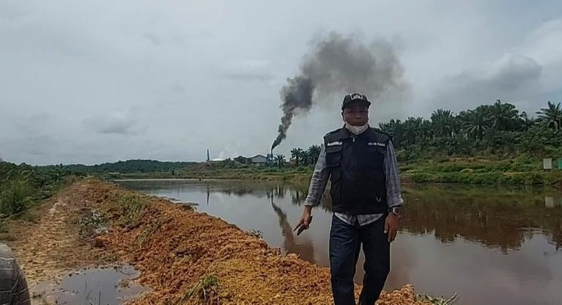 Ketua DPRD Pelalawan Sidak Kolam Limbah PT SISL Diduga Cemari Sungai Kiyab