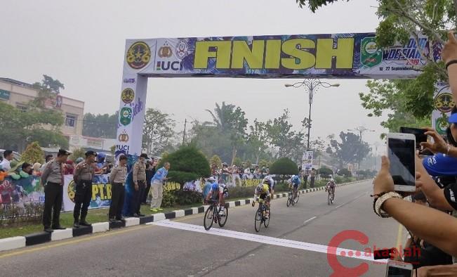 Nur Amirul Fakhrudin Pemenang di Etape Pertama Tour de Siak