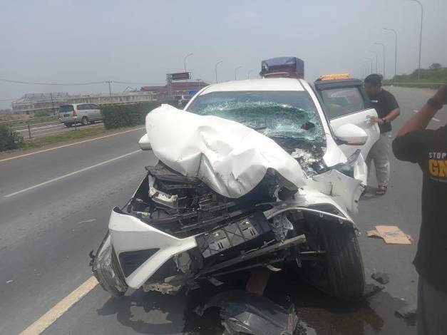 Mobil Rombongan Aktivis Asal Pelalawan Kecelakaan di Tol Serang Banten