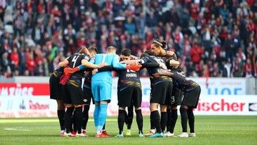 Lawan PSG, Leipzig Rencana Pasang 7 Pemain Bertahan