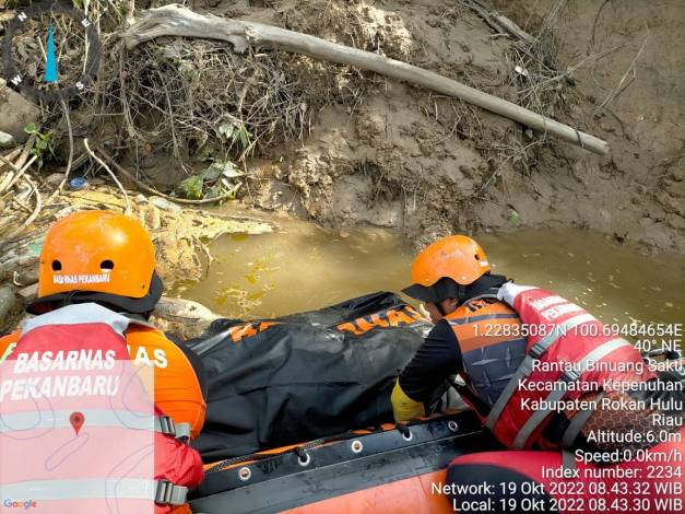 Tenggelam saat Menyeberang Sungai Rokan, Pria Ini Ditemukan Tewas