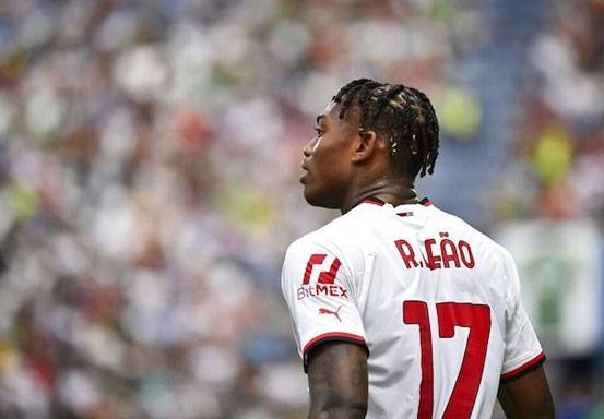 5 Klub yang Bisa Bajak Rafael Leao dari AC Milan