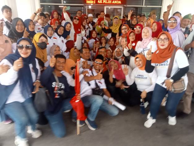 Pendaftaran Dikawal Relawan di Riau, Hasil Survei AMIN Peroleh 50 Persen