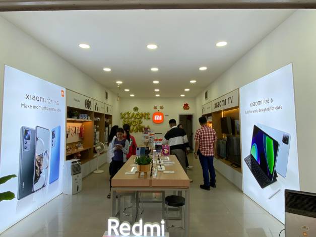 Intip Xiaomi Shop Juanda, Jual Berbagai Produk Xiaomi Bergaransi Resmi