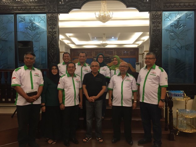 Audiensi dengan Gubri,  Pelantikan DPP HKTI Riau Bakal Dihadiri Wakil Ketua MPR dan DPR RI