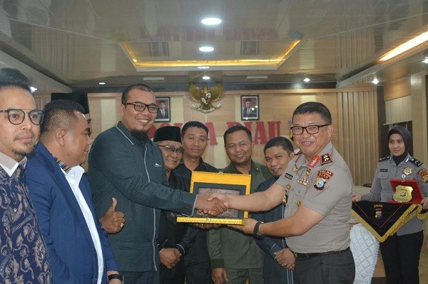 Jalin Silaturrahmi, Komisi I DPRD dan Kapolda Riau Bahas Berbagai Isu Penting