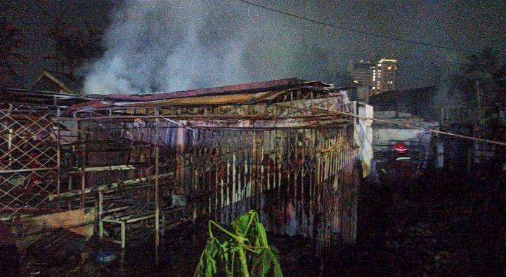 Kebakaran di Pangeran Hidayat Pekanbaru, Api Berasal dari Kios Usaha Printing