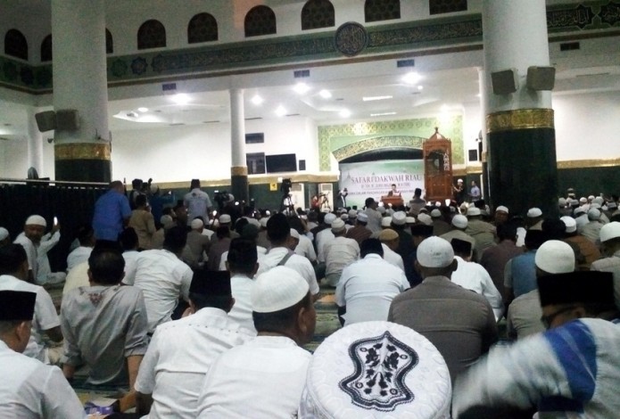 Safari Dakwah TGB di Masjid Annur Dipenuhi ASN Pemprov Riau