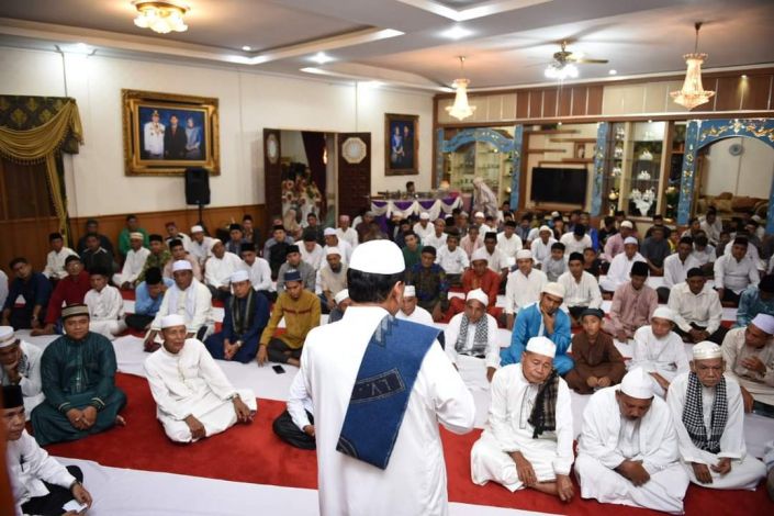 Tradisi Sodokah Jelang Ramadan,  Achmad Silaturahmi dengan Warga dan Ulama di Rohul