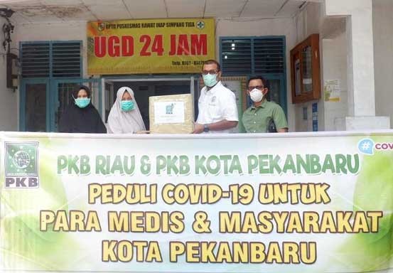 PKB Riau Sumbangkan Face Sheild ke Puskesmas Simpangtiga, dr Leni: APD Kami Masih Kurang