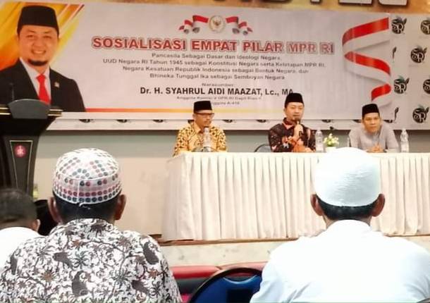 Jalan di Riau Banyak Rusak, Anggota DPR RI: sangat Memprihatinkan