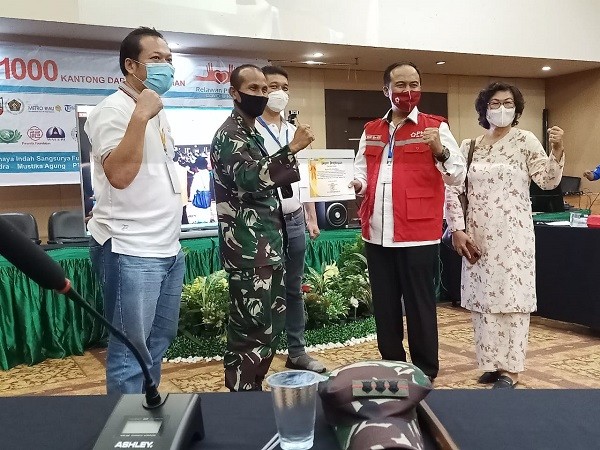 Relawan Peduli Covid-19 Riau Pecahkan Rekor MURI Donor Darah Terbanyak selama Ramadan