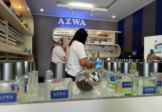 Azwa Perfume Hadirkan Promo Beli 2 Gratis 1