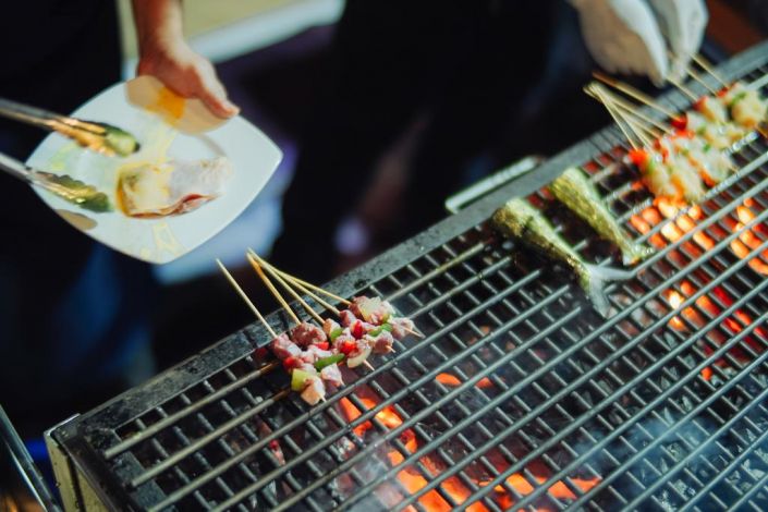 Novotel Pekanbaru Hadirkan Oriental BBQ Night Buffet, Bisa Makan Hidangan Khas Asia Sepuasnya