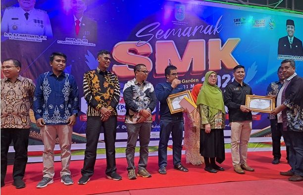Bina 27 SMK di Riau, Capella Honda Raih Penghargaan Peduli Vokasi