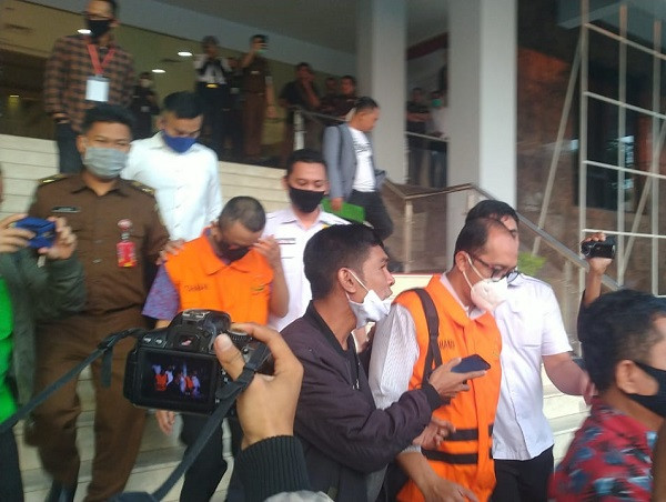 Kejati Tahan Pejabat Disdik Riau dan Rekanan
