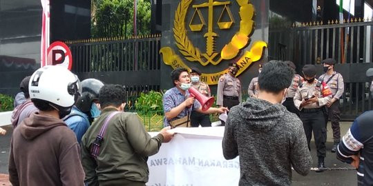 Datangi KPK dan Kejagung, Demonstran Desa Ungkap Dugaan Korupsi di Siak