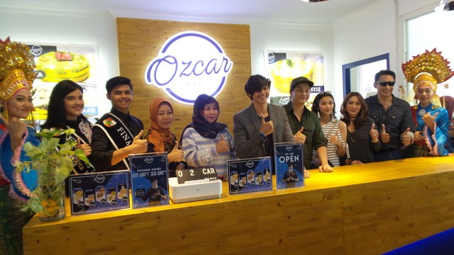 Grand Opening Ozcar Riau Bikin Histeris Kaum Remaja