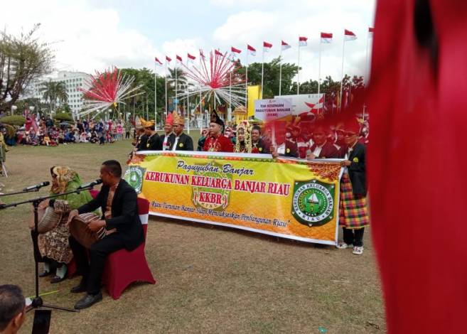 Kesenian dan Budaya dari Sabang sampai Merauke Melebur dalam Pawai Budaya Riau 2022