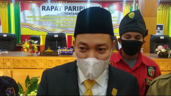 Dilantik Jadi Ketua DPRD Siak, Indra Gunawan Tepis Isu Bakal PAW Azmi
