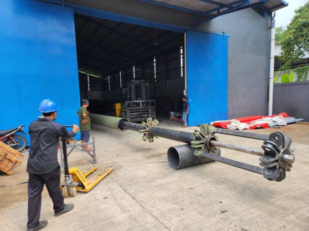 Dua Komponen Payung Elektrik Masjid Raya Annur Riau sudah Dikirim dari Jakarta