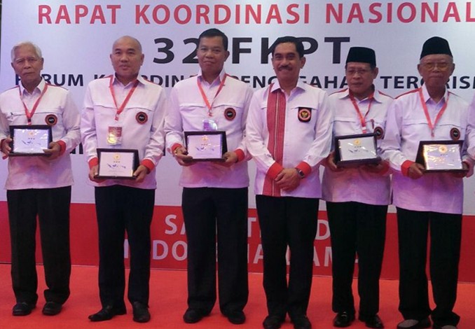 Rangkul Media, FKPT Riau Dapat Penghargaan dari BNPT