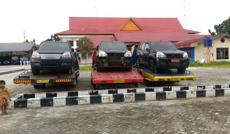 Pemprov Riau Bagi-bagi Mobil Bekas untuk SMK