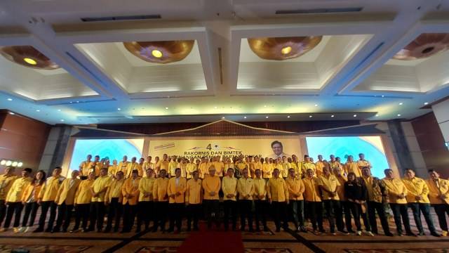 Kader Golkar di Rakornis Sumatra I Deklarasi Airlangga For Presiden 2024