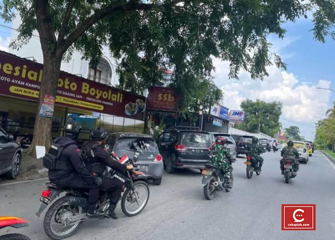 Antisipasi Kejahatan, Brimob Polda Riau dan Kodim 0301 Keliling Kota Pekanbaru