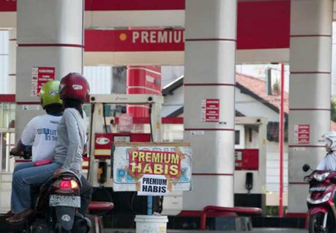 DPRD Riau Heran Premium yang Makin Sulit Diperoleh