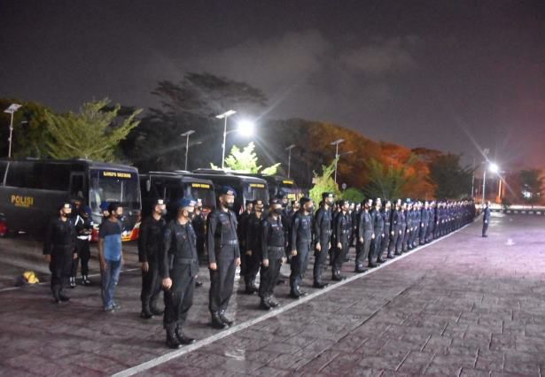 105 Personel Satbrimob Polda Riau Dikirim ke Jakarta Bantu Amankan Demo Mahasiswa