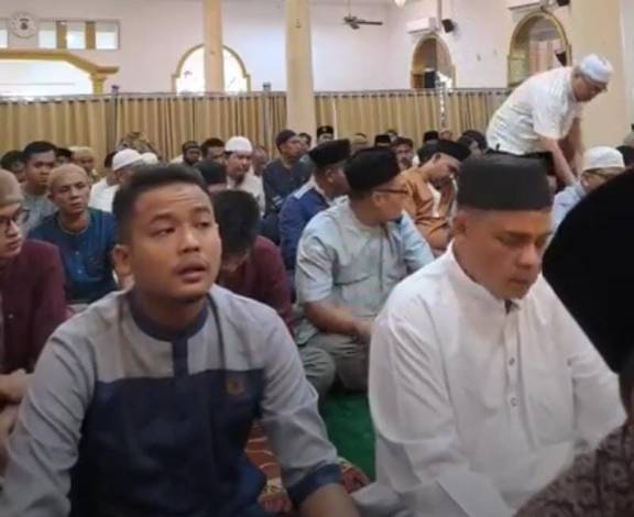 Jemaah Muhammadiyah Padati Salat Id di Masjid Dakwah Rumbai Timur Pekanbaru