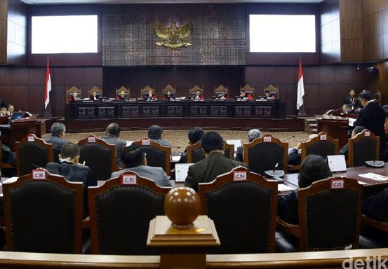 Bawaslu Tak Bawa Saksi, Tim Jokowi Berencana Hadirkan Ahli